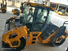 XCMG Official Second Hand Double Vibrating Road Roller XD135TIV Road Roller for Sale